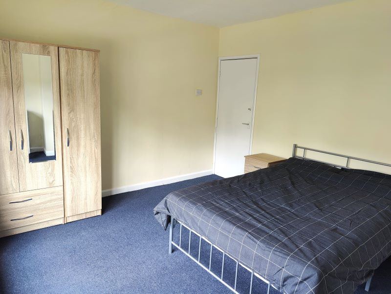 Double Room in South Ealing